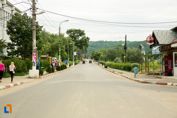 strada-din-orasul-targu-bujor-judetul-galati.jpg