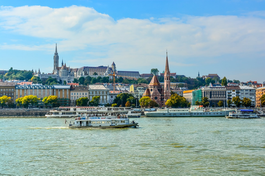 travel Budapesta