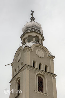 turn-de-la-biserica-ortodoxa-sf-apostoli-petru-si-pavel-din-cicarlau-judetul-maramures.jpg
