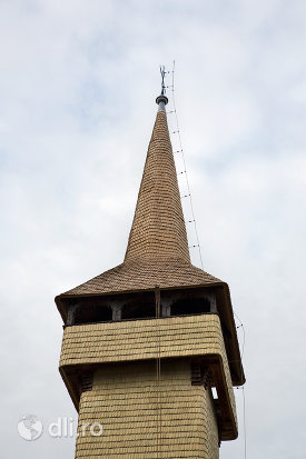 turnul-de-la-biserica-de-lemn-cuvioasa-paraschiva-din-botiza-judetul-maramures.jpg