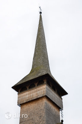 turnul-de-la-biserica-de-lemn-sf-nicolae-din-bogdan-voda-judetul-maramures.jpg