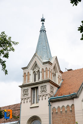 turnul-de-la-biserica-unitariana-din-targu-mures-judetul-mures.jpg