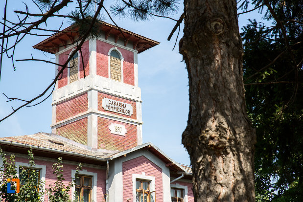 turnul-de-la-cazarma-pompierilor-azi-arhivele-statului-din-calarasi-1897-judetul-calarasi.jpg