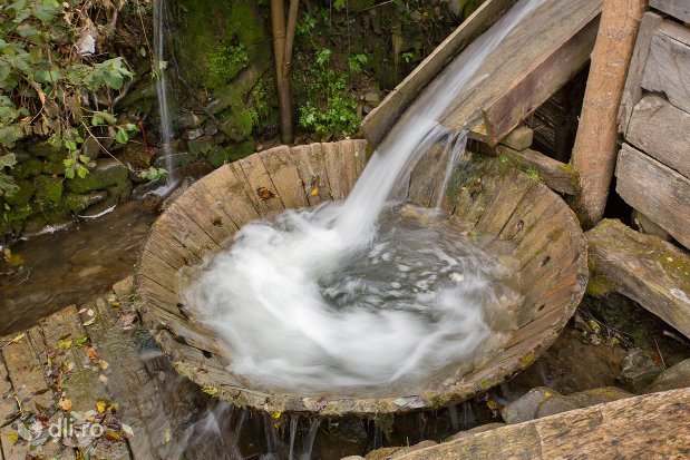 valtoarea-din-ieud-judetul-maramures.jpg