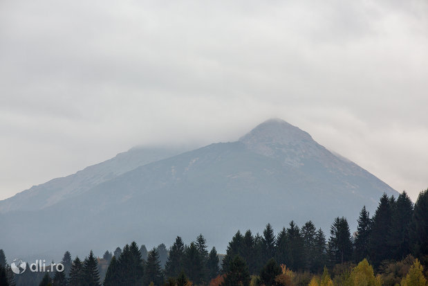 varful-pietrosu-mare-judetul-maramures.jpg