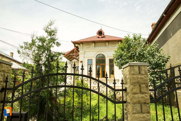 vedere-cu-casa-str-domneasca-nr-29-din-ramnicu-sarat-judetul-buzau.jpg