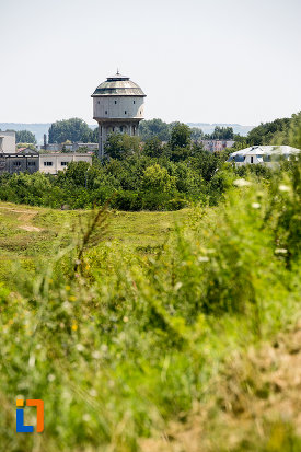 vedere-cu-turnul-de-apa-din-oltenita-judetul-calarasi.jpg