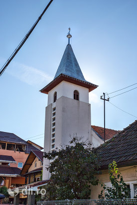 vedere-spre-turn-biserica-reformata-din-negresti-oas-judetul-satu-mare.jpg