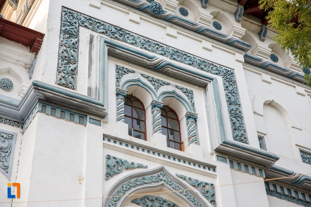 vitralii-de-la-catedrala-domneasca-sf-alexandru-din-alexandria-judetul-teleorman.jpg