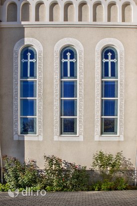 vitralii-de-la-catedrala-ortodoxa-din-negresti-oas-judetul-satu-mare.jpg