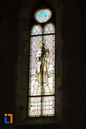 vitraliu-de-la-biserica-sf-iacob-din-campulung-muscel-judetul-arges.jpg