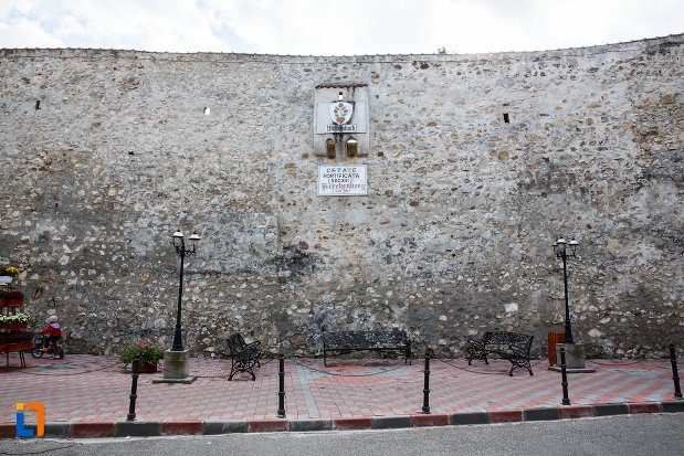zidul-de-la-cetatea-din-ghimbav-judetul-brasov.jpg