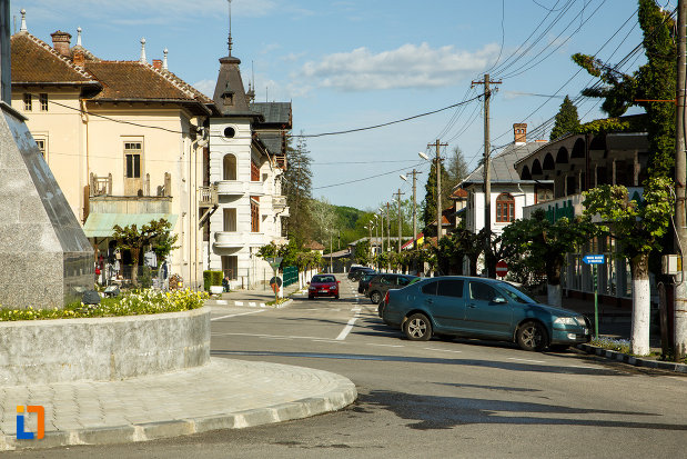 zona-centrala-din-baile-govora-judetul-valcea.jpg