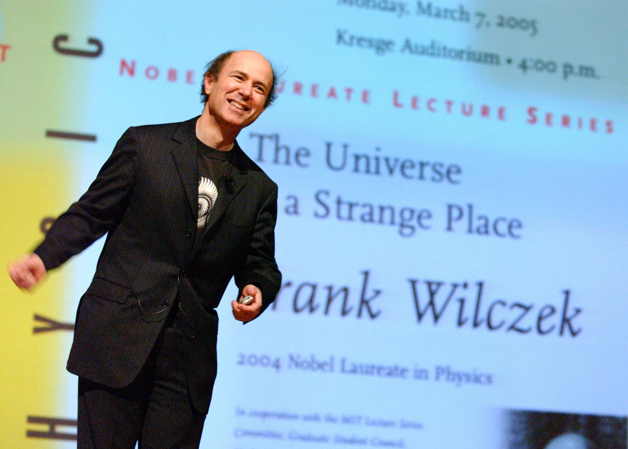 Frank Wilczek, creatorul cristalului temporal