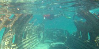 Triunghiul Bermudelor, piramide de cristal si un oras scufundat