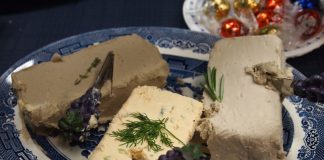 Cum este corect – pate sau pateu