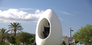 Oul lui Columb, San Antonio, Spania