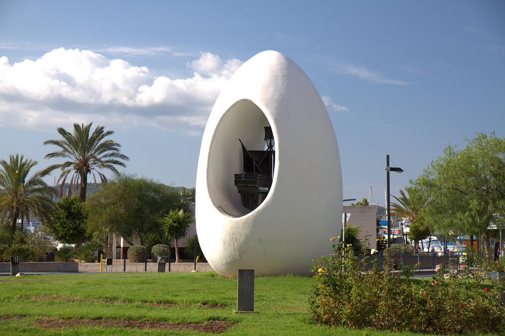 Oul lui Columb, San Antonio, Spania