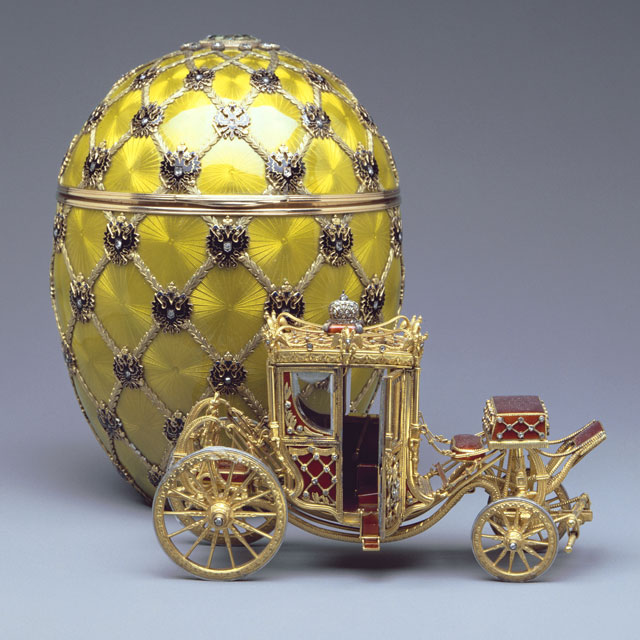 Ouăle Fabergé, comandate de Familia Romanov