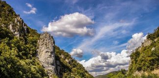 10 locuri de vizitat în România, care îți vor schimba părerea despre țara noastră