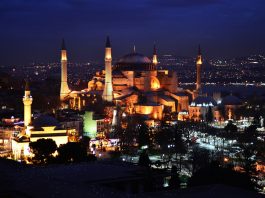 Catedrala Sfânta Sofia, din Istambul, a opta minune a lumii antice târzii
