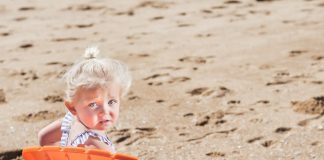 De câte perechi de costume de baie ai nevoie pentru plajă? (P)