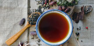 Ceaiurile – ce trebuie să bem și când?