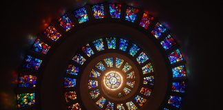 Cele mai bizare religii din lume – în ce mai cred oamenii?