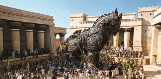 Mă tem de greci chiar şi atunci când aduc daruri