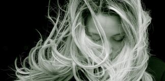 Curiozităţi despre părul uman, caracteristici incredibile. Ce informaţii ultrasensibile ascunde acesta? Curiozităţi despre părul uman