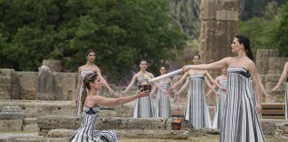 Ceremonia aprinderii flacarii olimpice