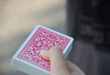 (P) Jocurile de vacanță preferate: Monopoly, table sau Blackjack?