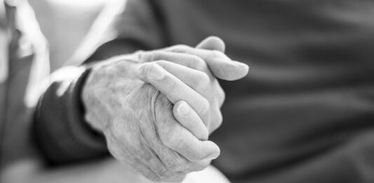 Ecpatia vs. empatia – cum avem grijă de echilibrul nostru emoţional? Ecpatia vs. empatia